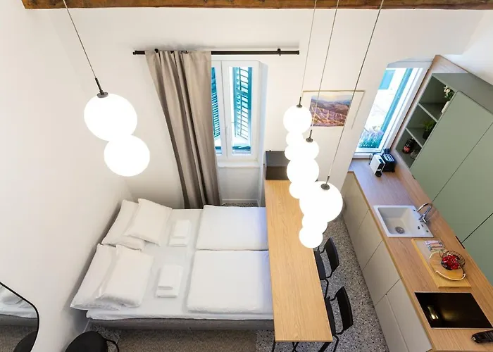 Apartman Lavie Loft Brand New Two-level Duplex, 2 Bathrooms *